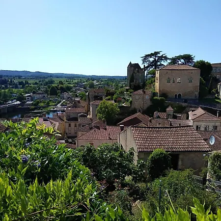 Сasa de vacaciones Charmante Maison à Puy-l'évêque Avec Jardin Et Balcon Puy-lʼÉvêque