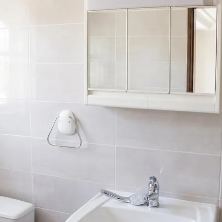 Vakantiehuis Charmante Maison A Avec Jardin Et Balcon *