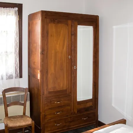 Charmante Maison A Avec Jardin Et Balcon Vakantiehuis Puy-lʼÉvêque